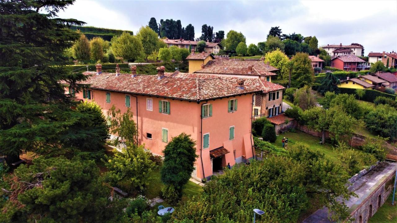 Hazelnut Valley Guarene Exterior foto