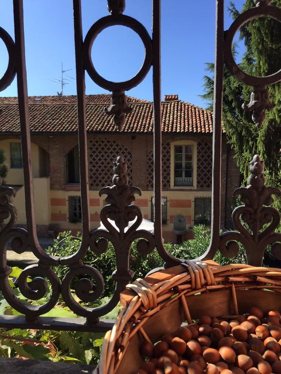 Hazelnut Valley Guarene Exterior foto