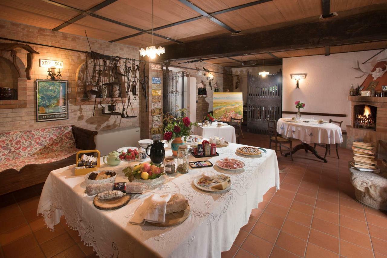 Hazelnut Valley Guarene Exterior foto