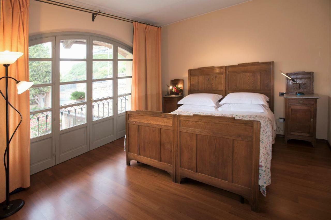 Hazelnut Valley Guarene Exterior foto